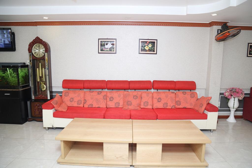 Phu Qui Hotel Soc Trang Esterno foto